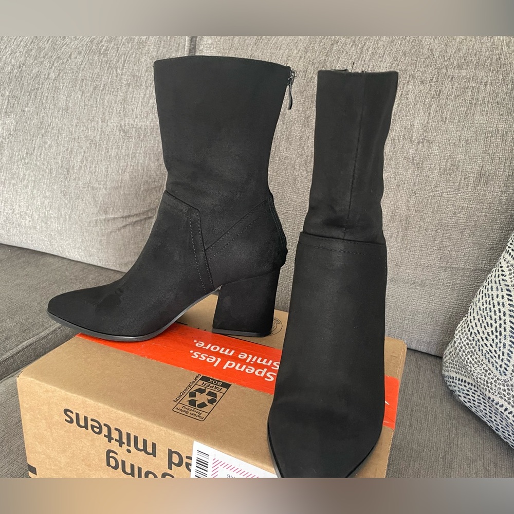 Botas seminuevas, color negro size: no. 6